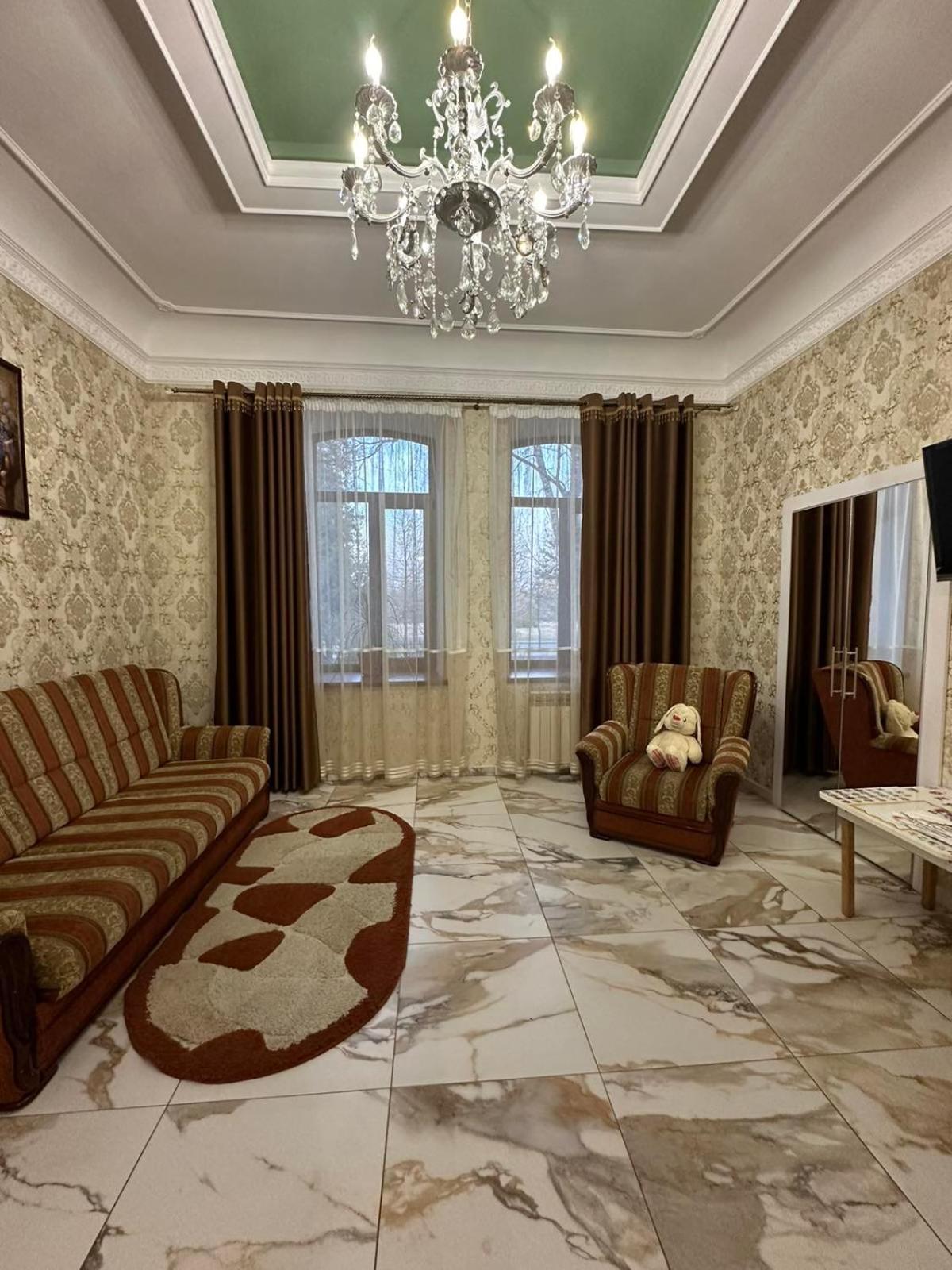 Апартаменти В Парку Uman Bagian luar foto
